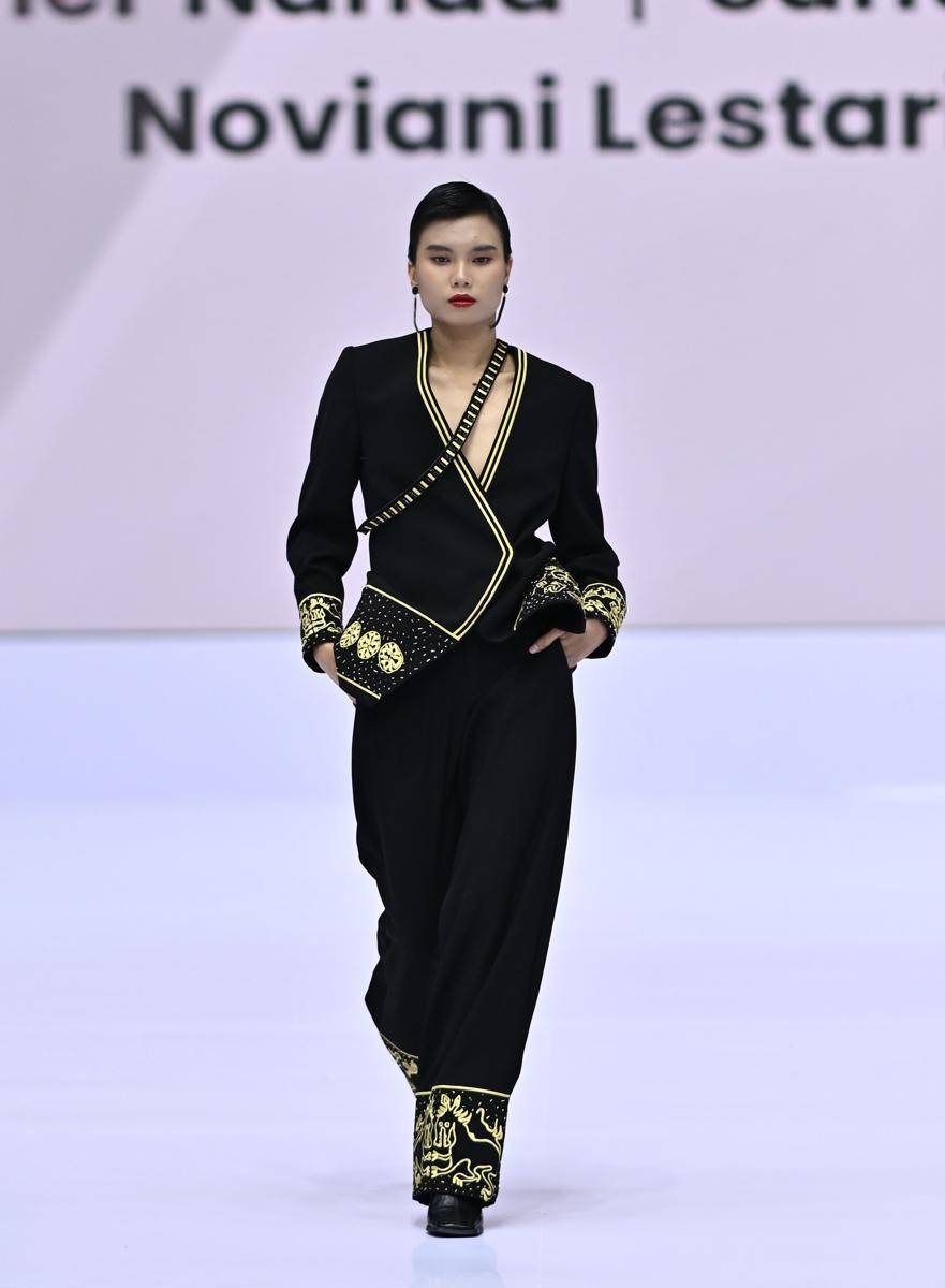 koleksi etnik modern dari Sparks Fashion (Doc. Sparks Fashion)